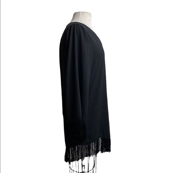 Little black dress S fringe hem and fringe sleeves V shape hem line - Picture 3 of 6
